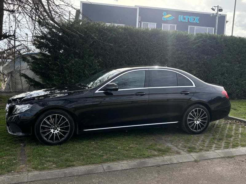 Mercedes-Benz E 220 4Matic, снимка 6 - Автомобили и джипове - 53023699