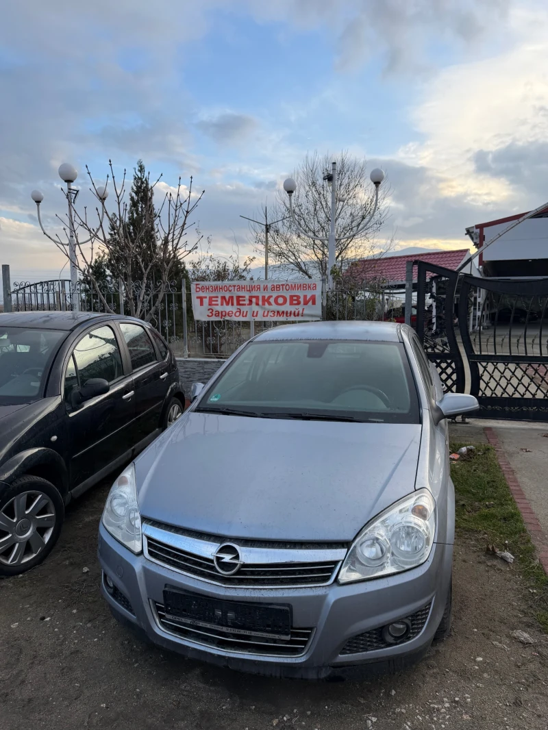 Opel Astra, снимка 3 - Автомобили и джипове - 53089511