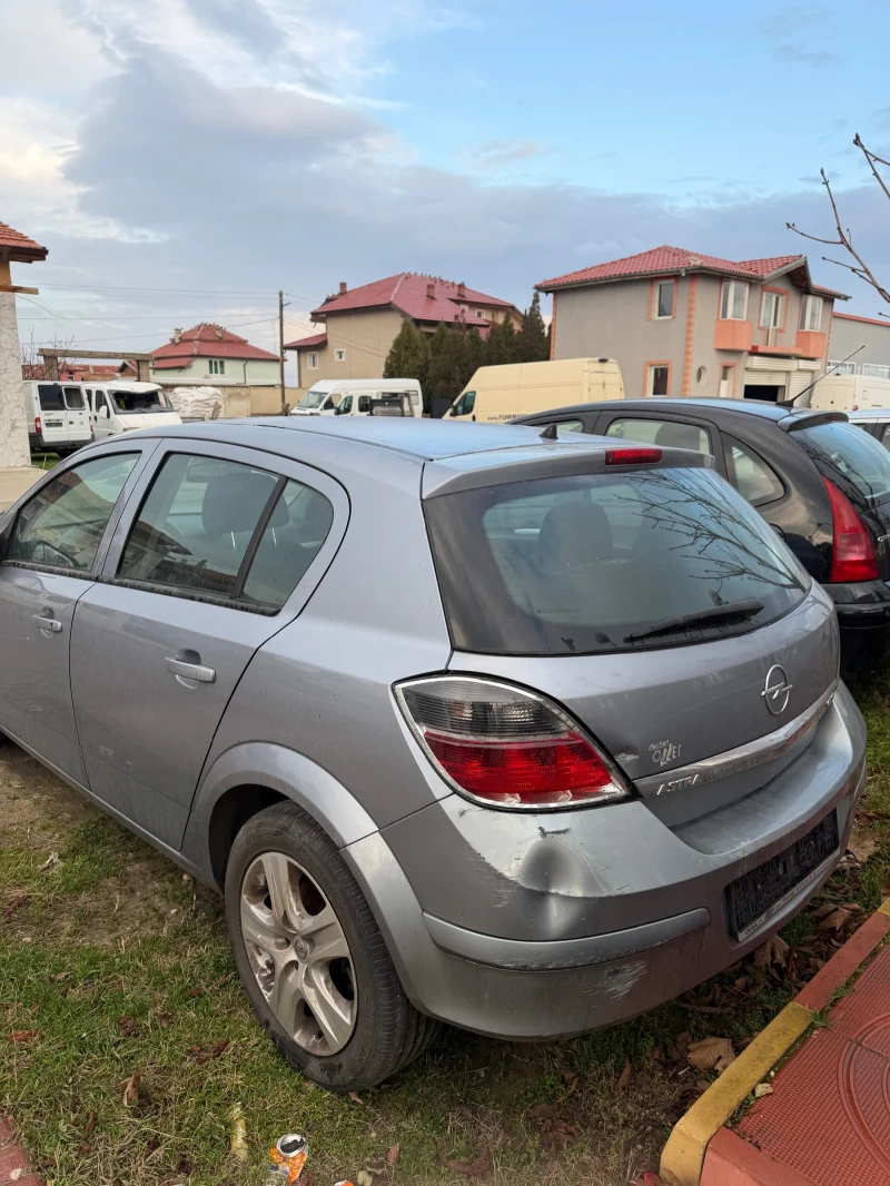 Opel Astra, снимка 6 - Автомобили и джипове - 53089511