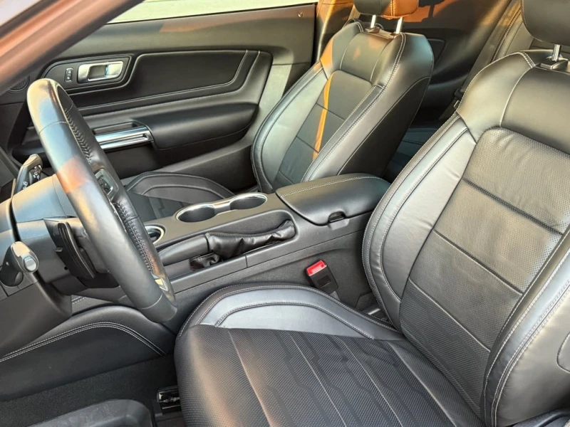 Ford Mustang * GT Premium Fastback * CARFAX * АВТОФИНАНСИРАНЕ, снимка 8 - Автомобили и джипове - 53152340