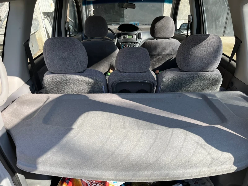 Toyota Yaris verso 1.3vvt-i, снимка 4 - Автомобили и джипове - 53587232