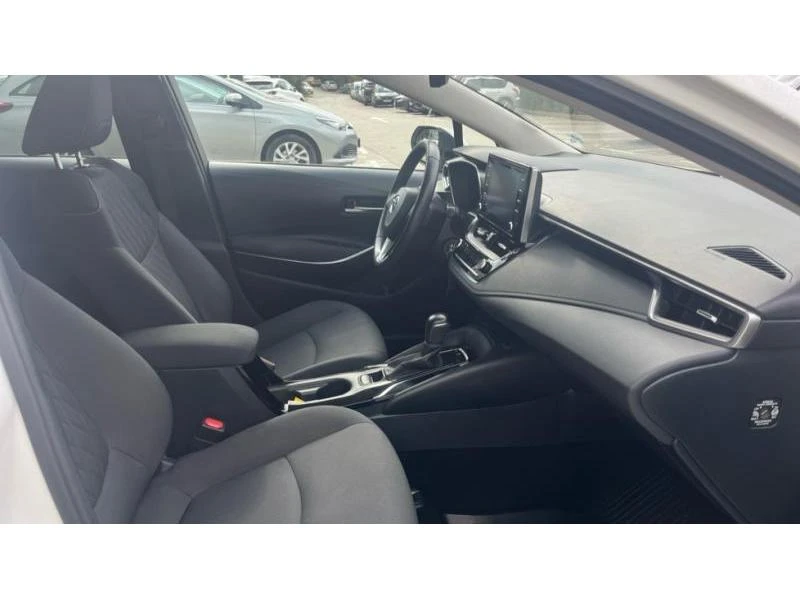 Toyota Corolla EXECUTIVE - изображение 6