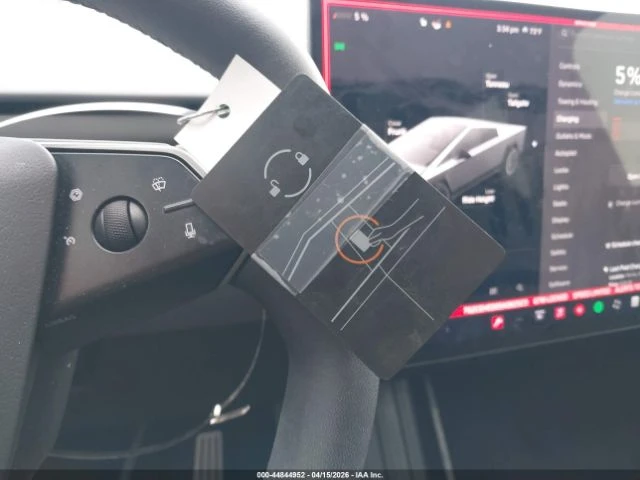 Tesla Cybertruck, снимка 11 - Автомобили и джипове - 54632184