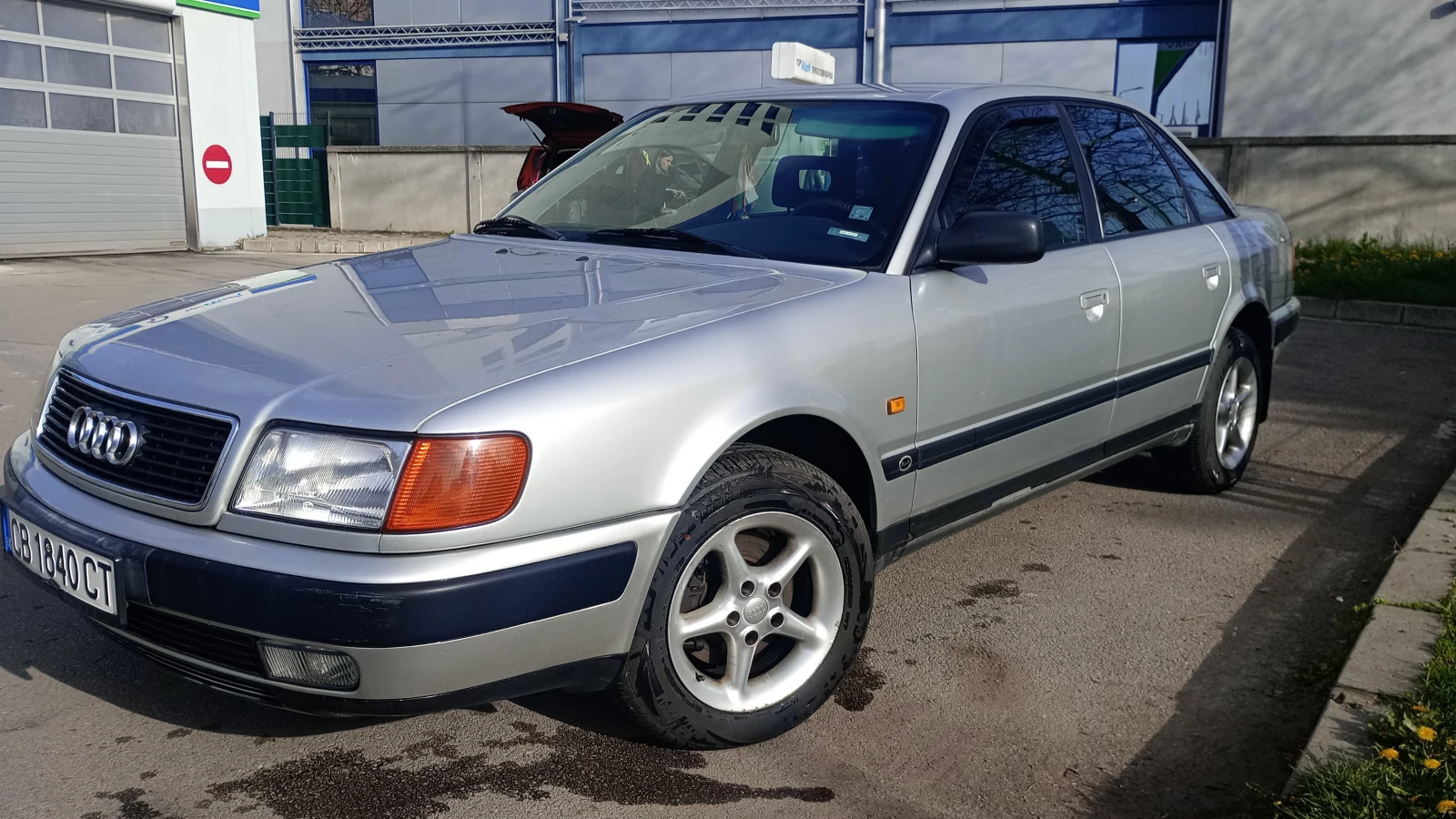 Audi 100 2, 0 115 - изображение 2