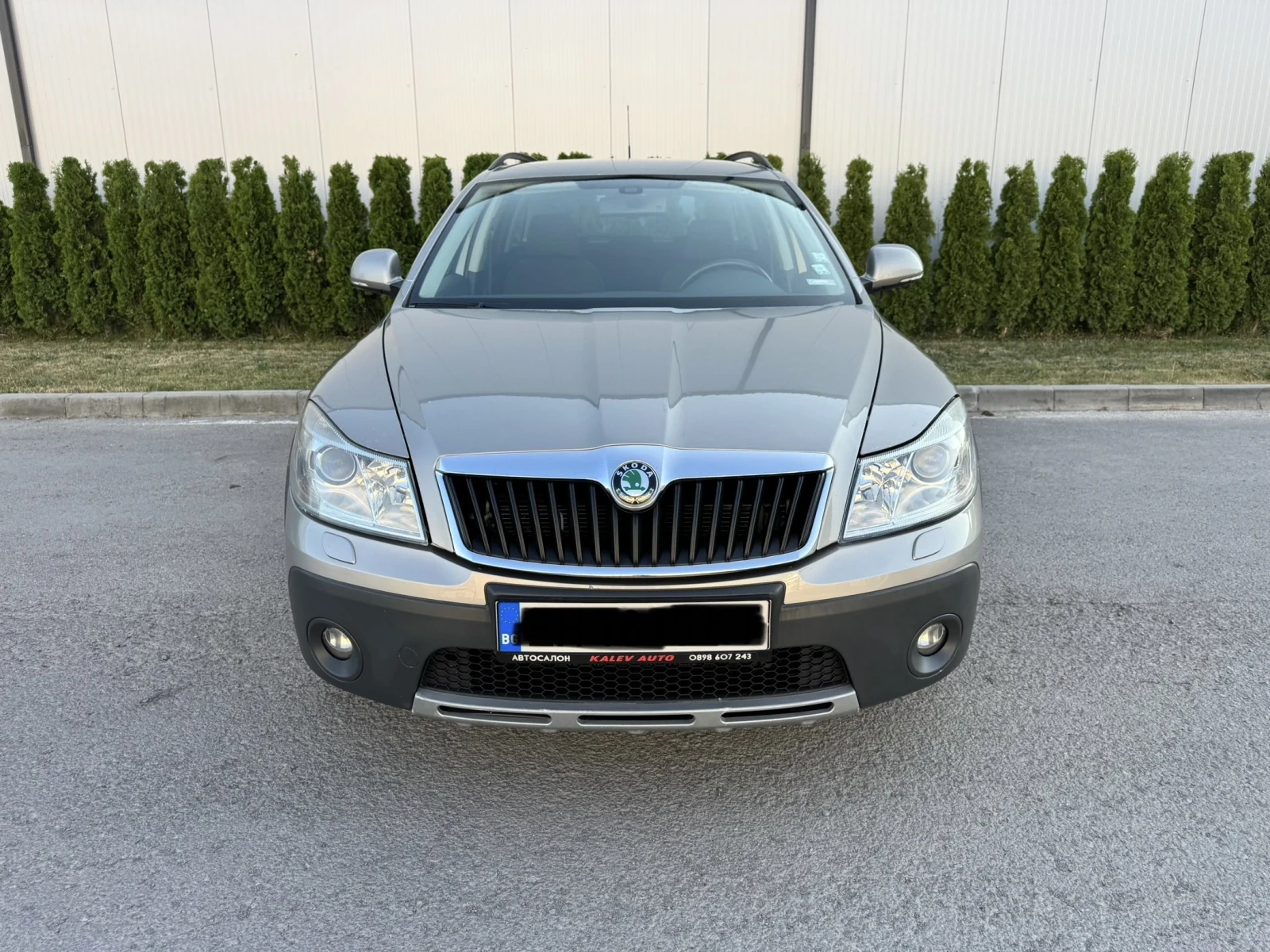 Skoda Octavia Scout 2.0TDI 4x4/Регистиран/Обслужен!!! - изображение 2
