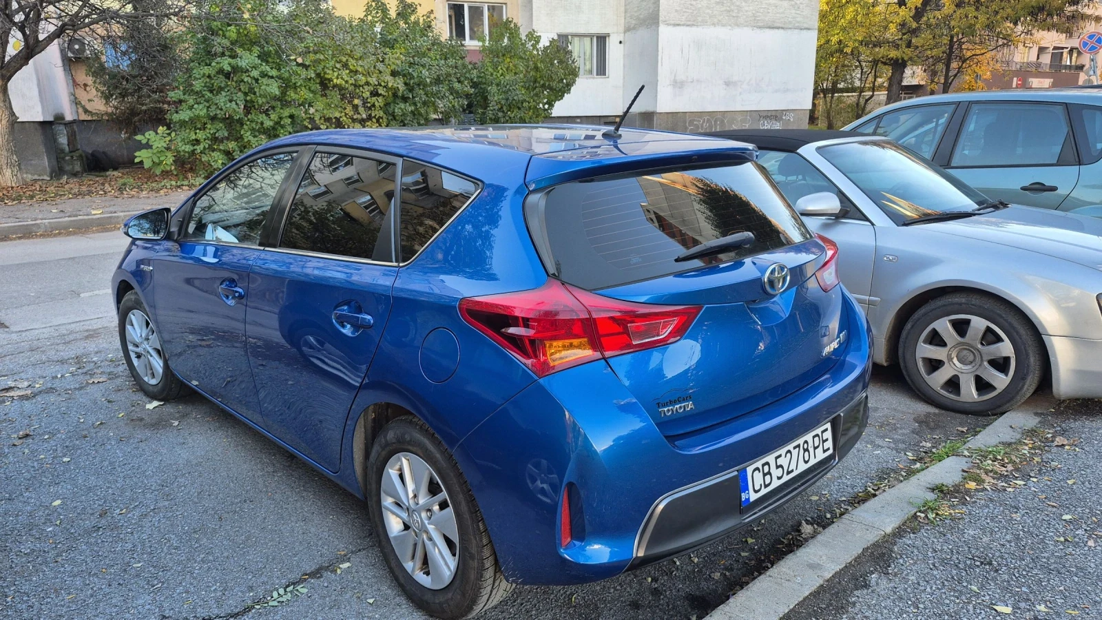 Toyota Auris 1.8 Hybrid* Перфектна* 4.5/100км* БАРТЕР - изображение 2