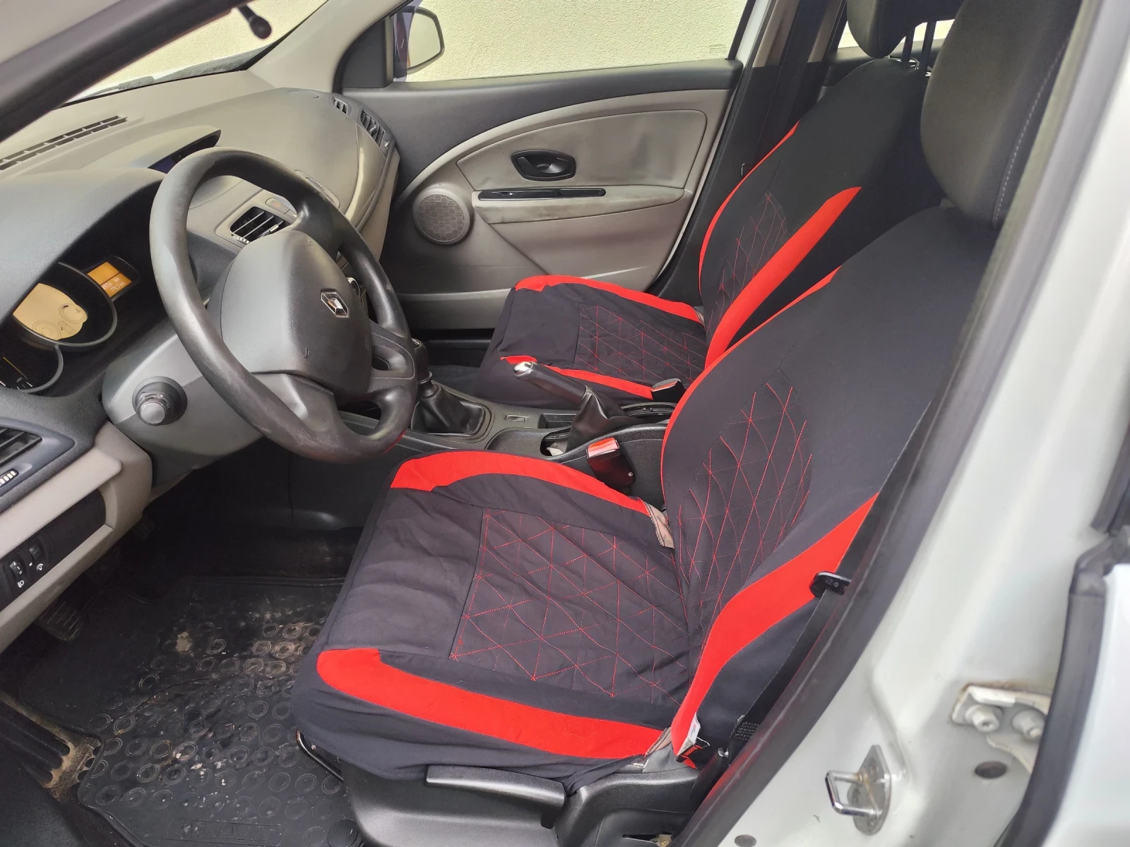 Renault Megane 1.5 DCI 110к.с. N1 - изображение 8