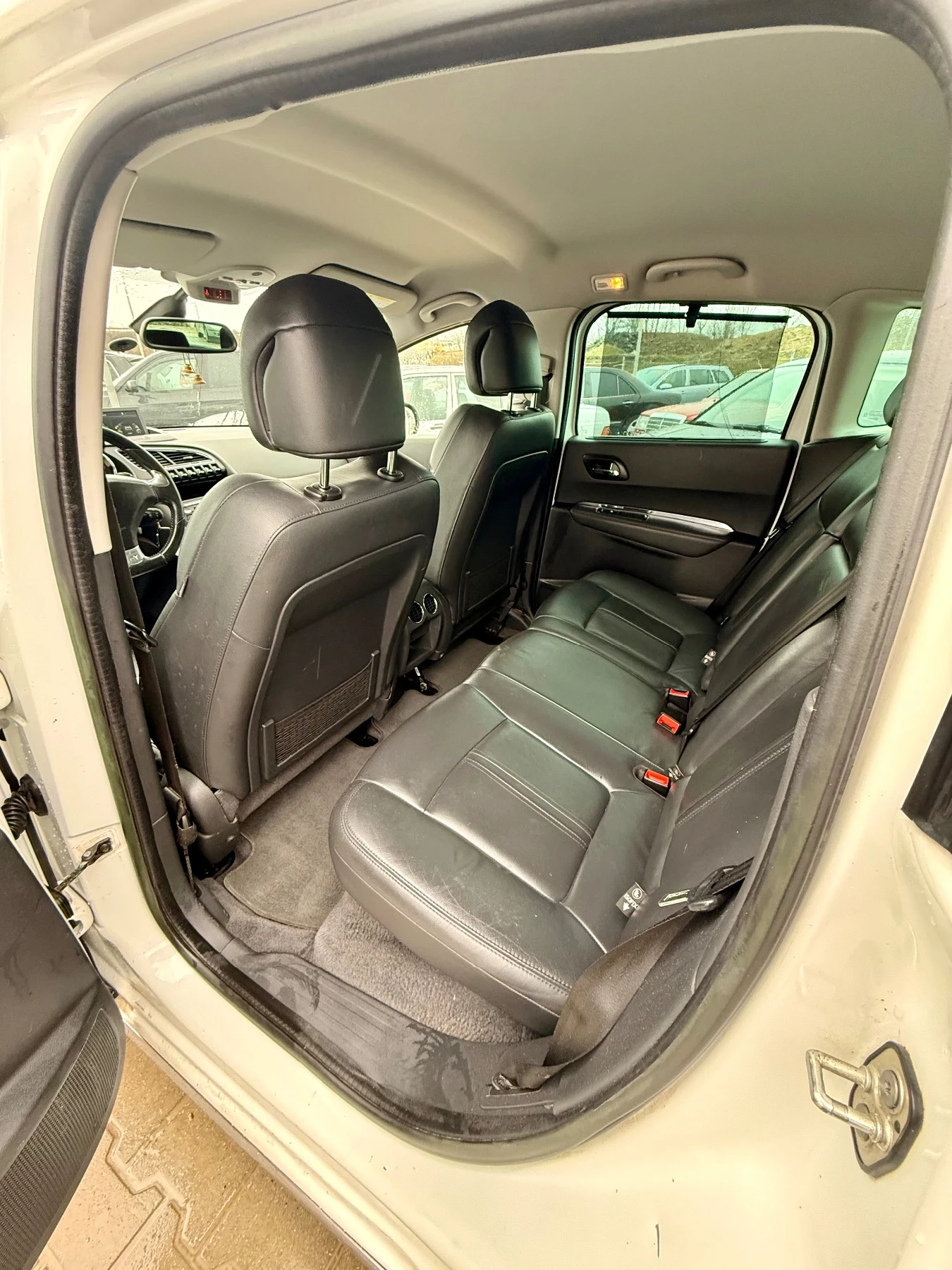 Peugeot 3008 2.0* Hybrid4* ���������* ��� ����* 4�4* �����*  | Mobile.bg � ����������� 12