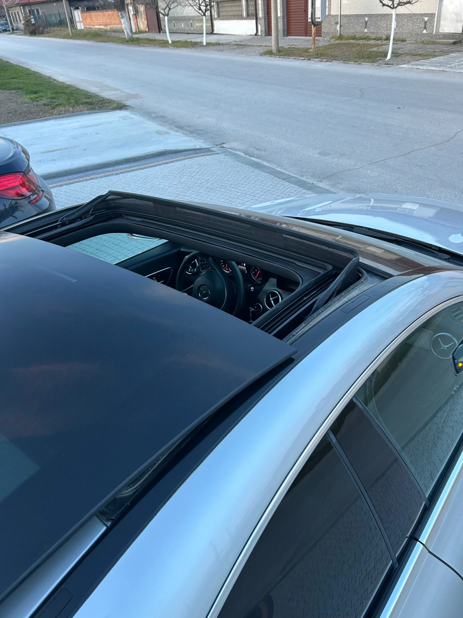 Mercedes-Benz CLA 250 2.0, снимка 11 - Автомобили и джипове - 53773215