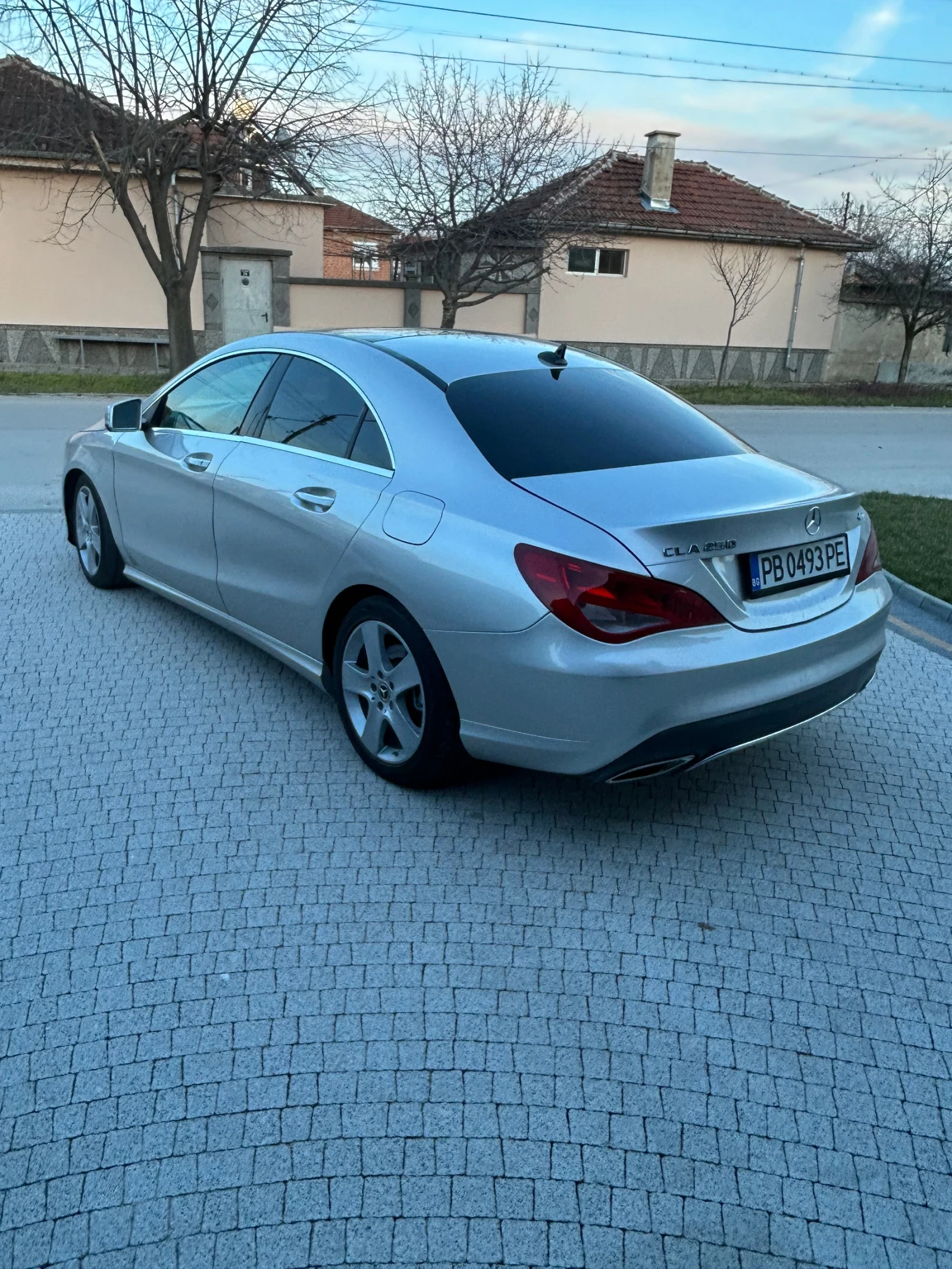 Mercedes-Benz CLA 250 2.0, снимка 16 - Автомобили и джипове - 53773215