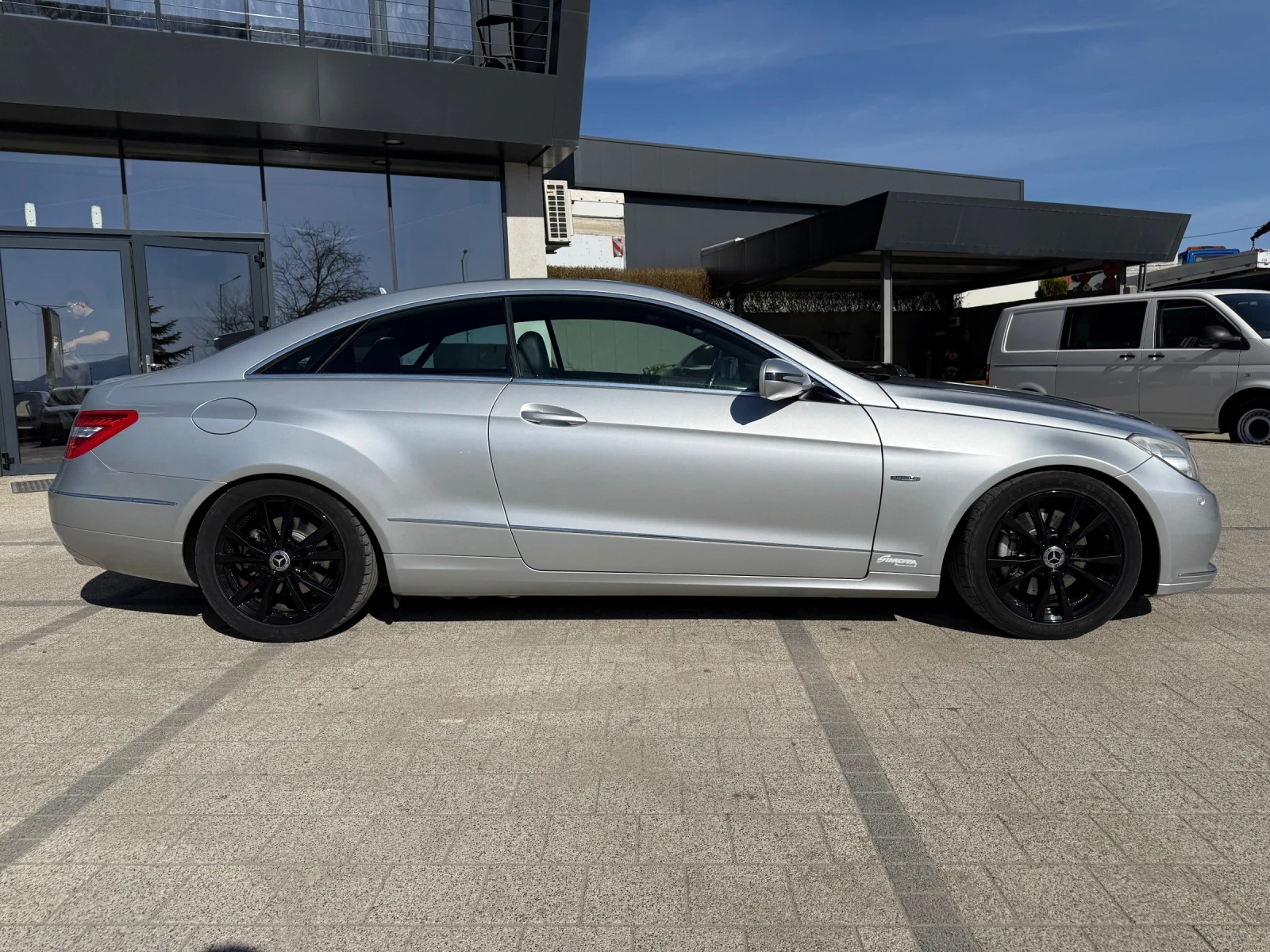 Mercedes-Benz E 350 CGI , снимка 8 - Автомобили и джипове - 53800042