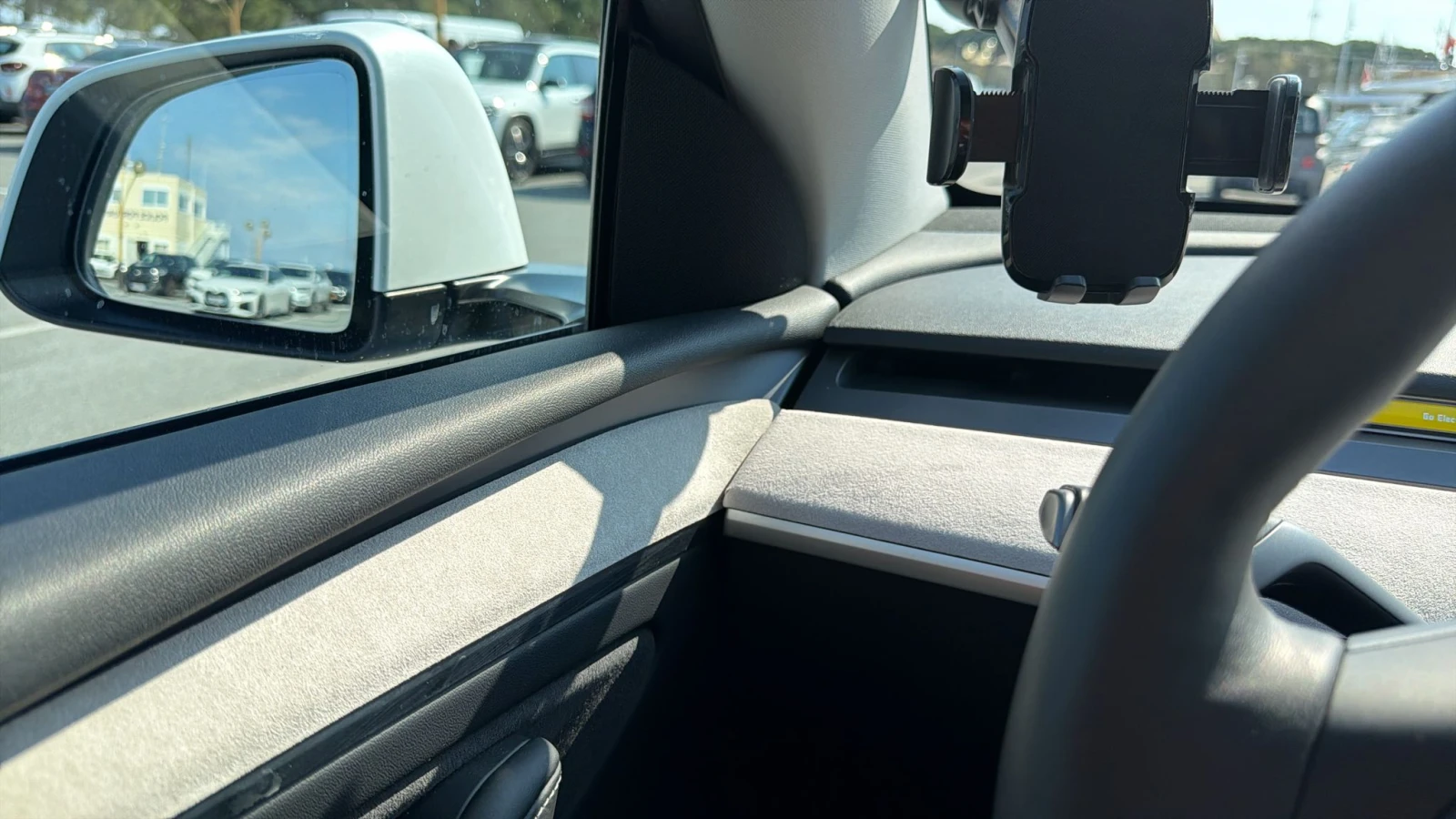 Tesla Model Y, снимка 8 - Автомобили и джипове - 54072875