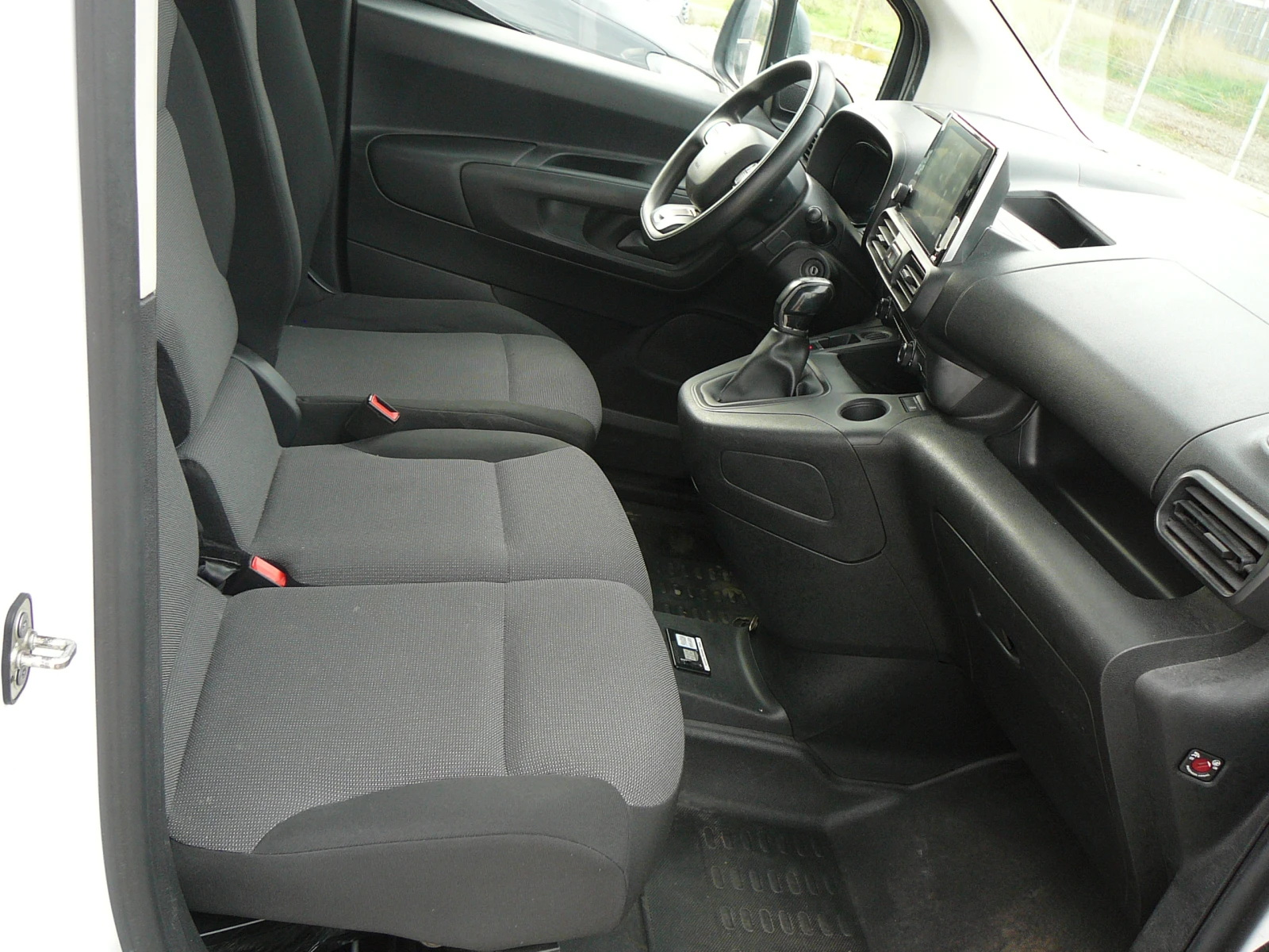 Citroen Berlingo, снимка 7 - Автомобили и джипове - 54393626