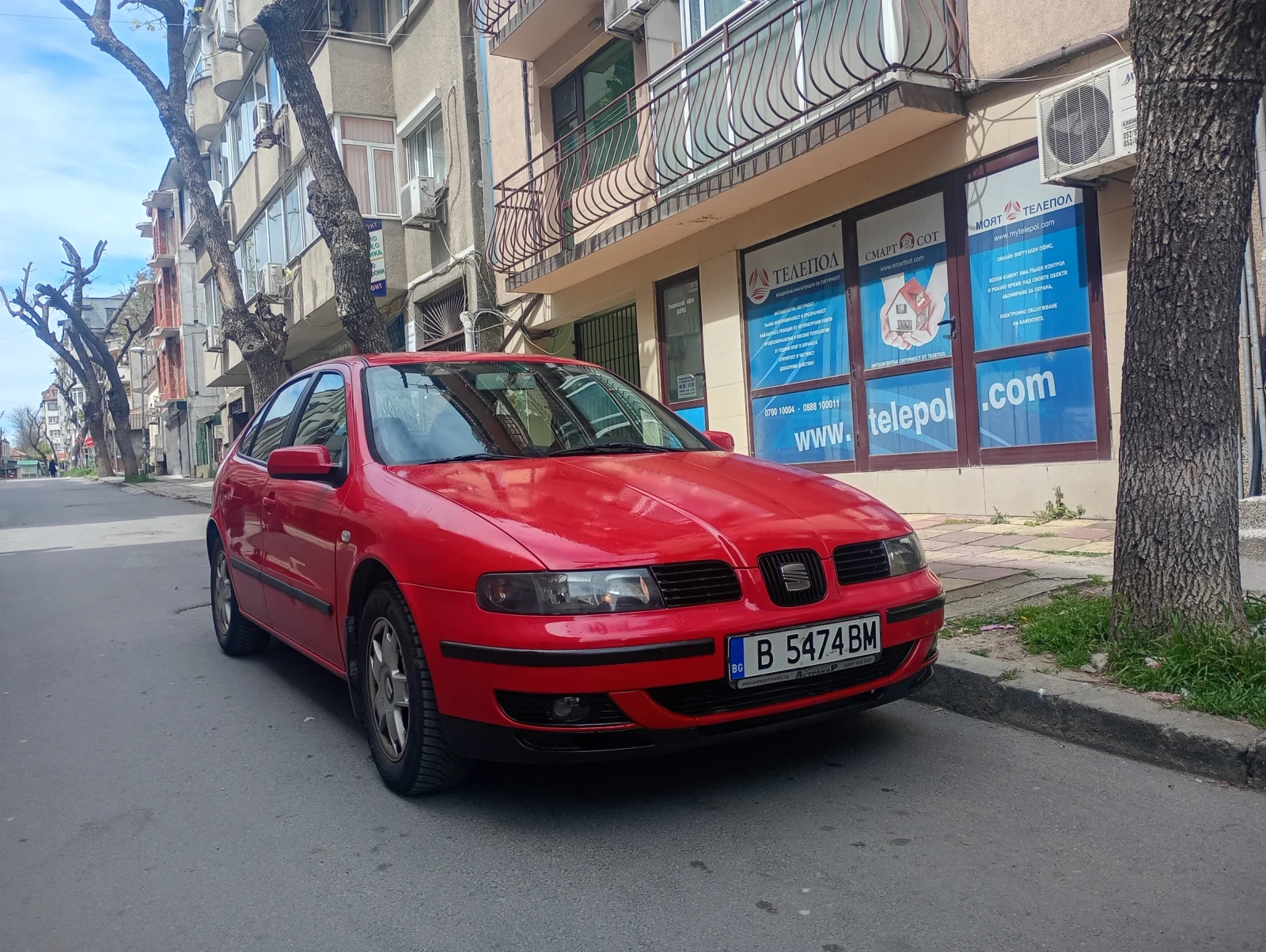 Seat Leon 1.9 TDi 110к.с. Климатроник, снимка 2 - Автомобили и джипове - 54412467