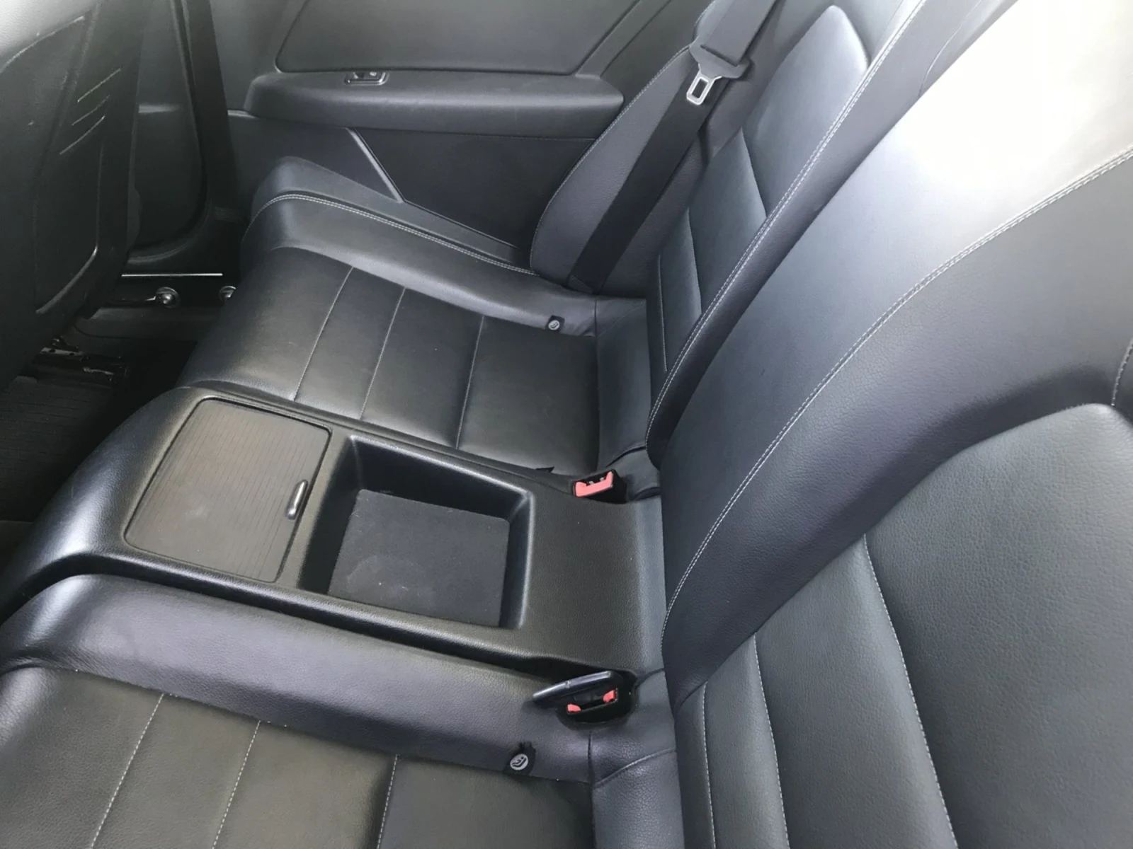 Mercedes-Benz E 350 Купе, снимка 11 - Автомобили и джипове - 54420070