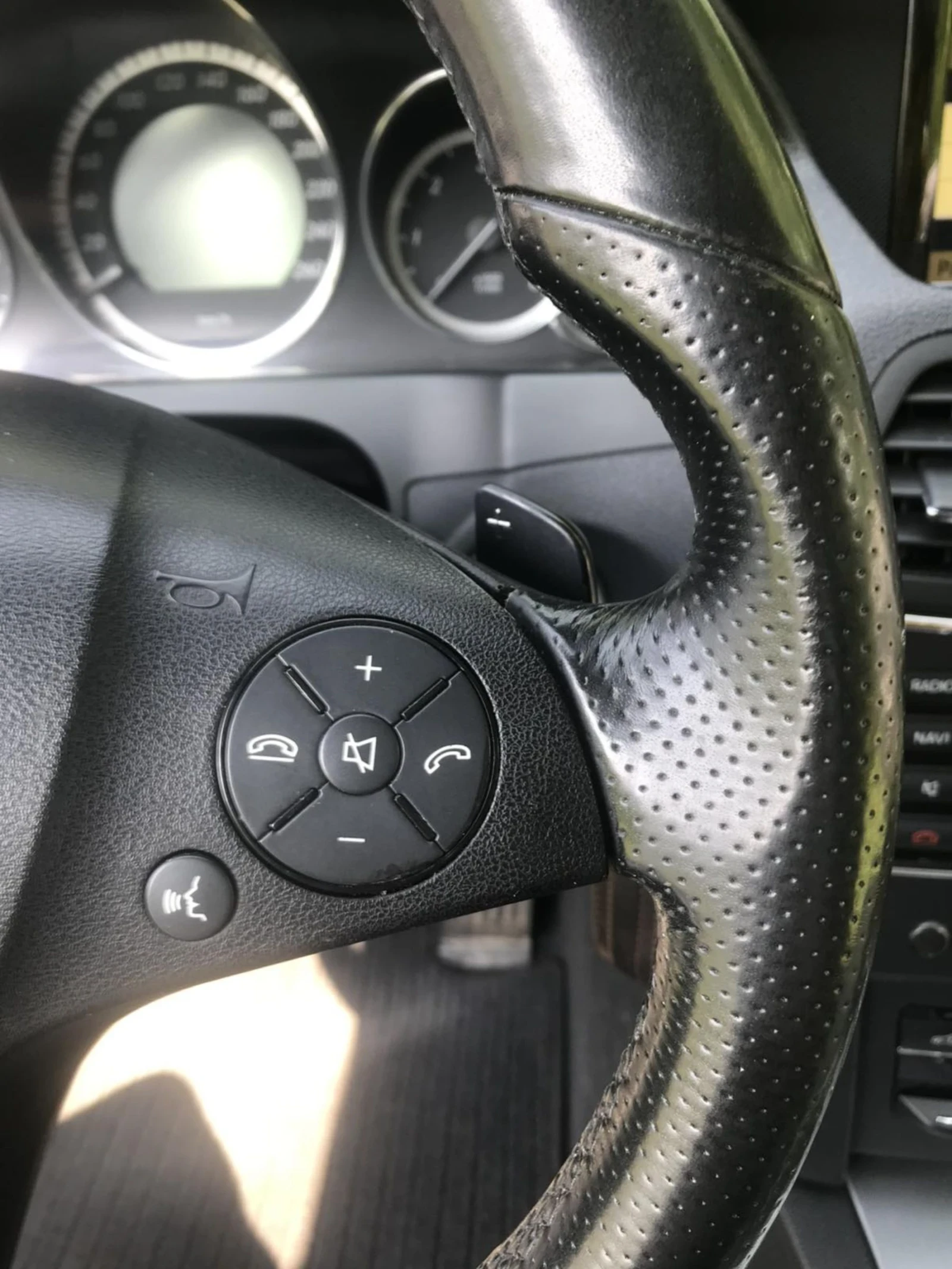 Mercedes-Benz E 350 Купе, снимка 10 - Автомобили и джипове - 54420070