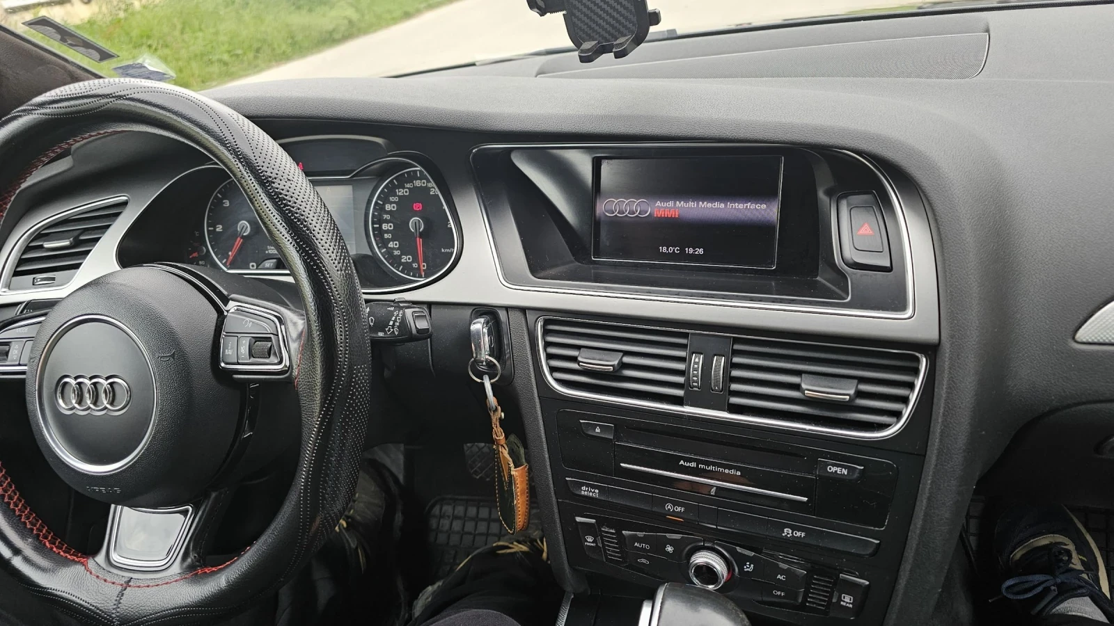 Audi A4 B8, снимка 6 - Автомобили и джипове - 54699994