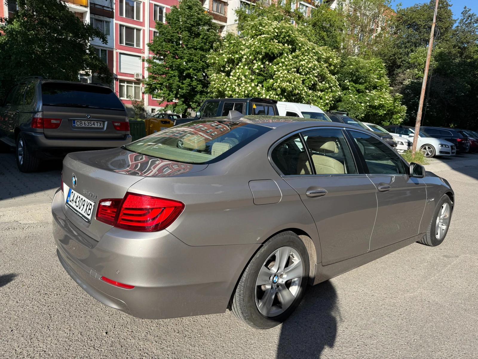 BMW 530 xDrive, снимка 3 - Автомобили и джипове - 54841424