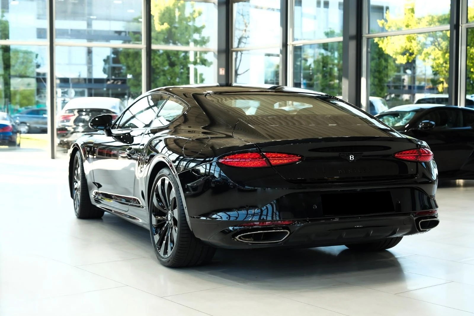 Bentley Continental gt BLACK EDITION / V8 / NAIM / 360 / HEAD UP / MATRIX, снимка 3 - Автомобили и джипове - 55021827
