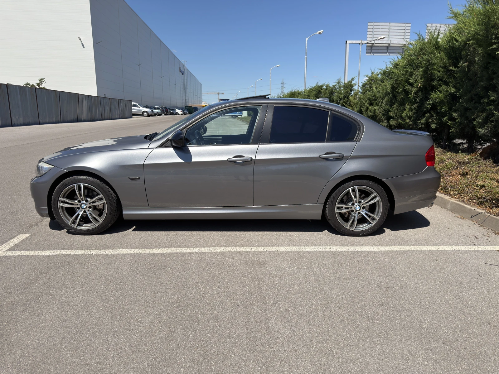 BMW 318 Facelift ER Reihe, снимка 5 - Автомобили и джипове - 55280660