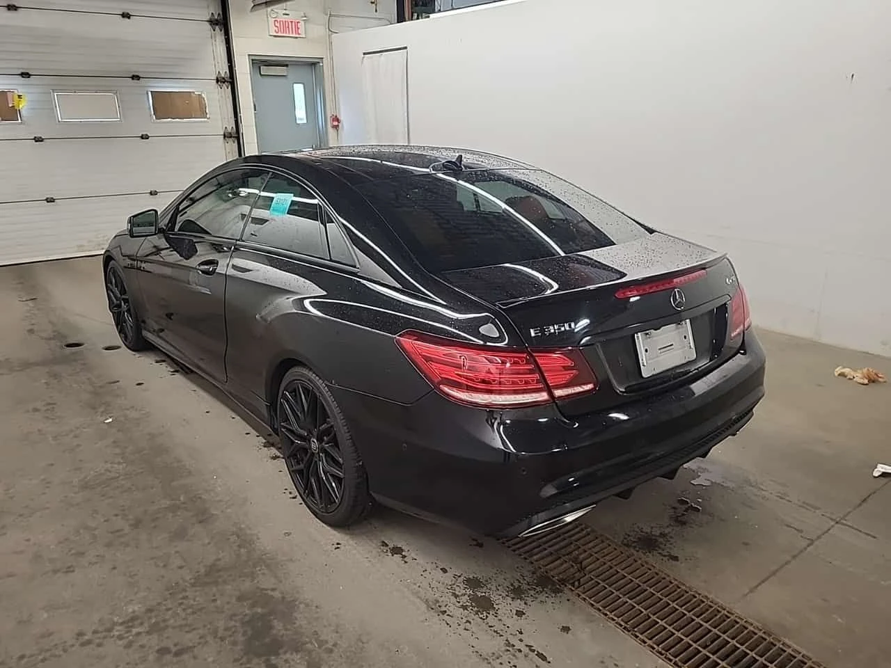 Mercedes-Benz E 350 * АВТОКРЕДИТ БЕЗ ПЪРВОНАЧАЛНА ВНОСКА, снимка 5 - Автомобили и джипове - 55393038