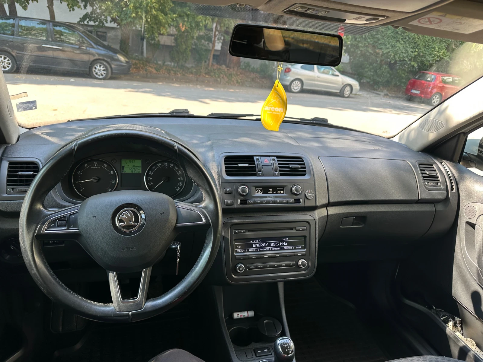 Skoda Fabia Бензин/Газ, снимка 10 - Автомобили и джипове - 55599247