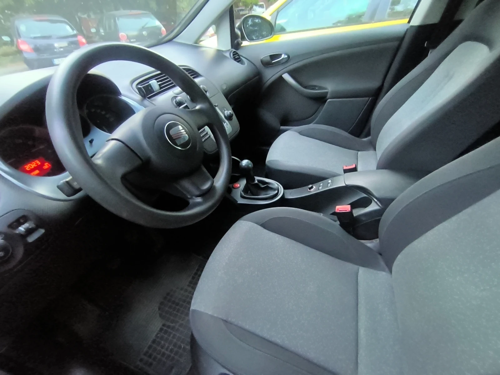 Seat Altea 1.6 MPI, снимка 6 - Автомобили и джипове - 55687338