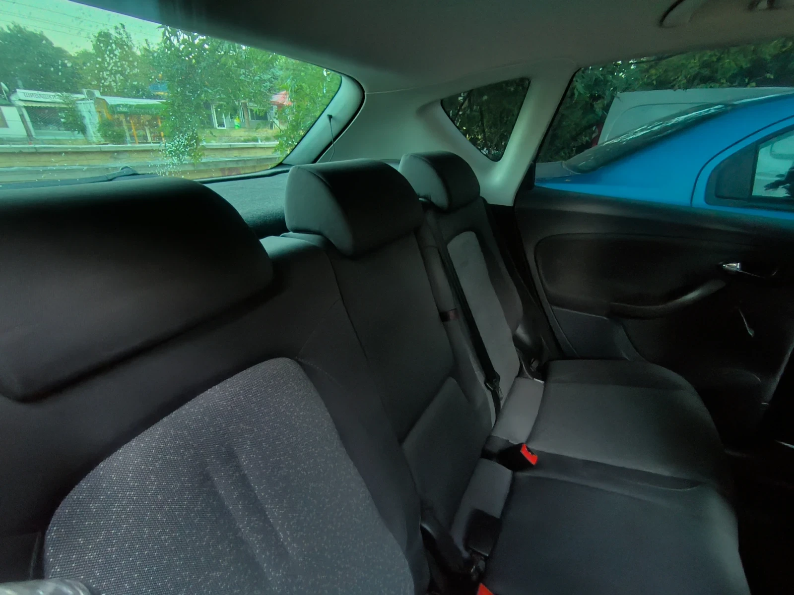 Seat Altea 1.6 MPI, снимка 10 - Автомобили и джипове - 55687338