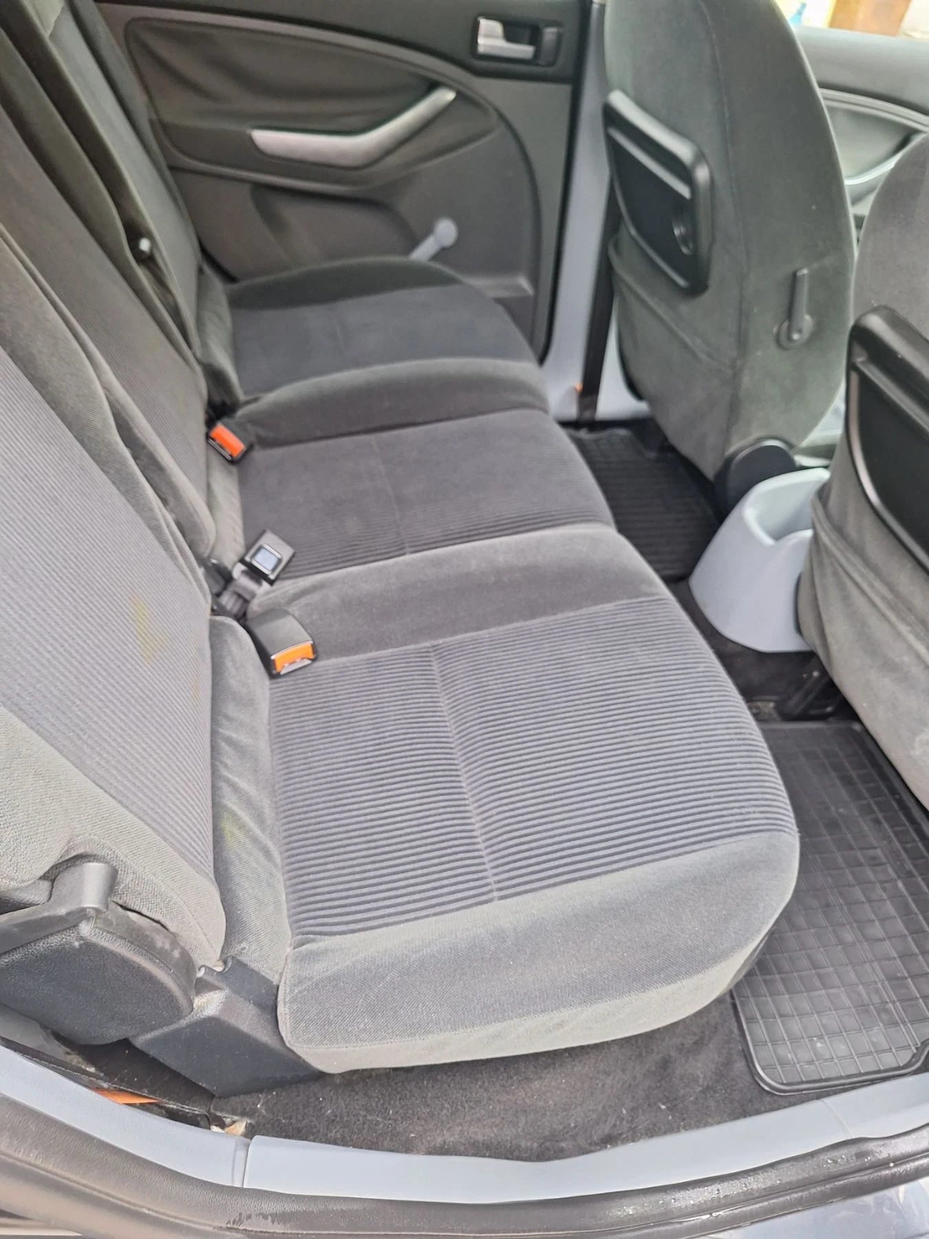 Ford C-max, снимка 9 - Автомобили и джипове - 55695894