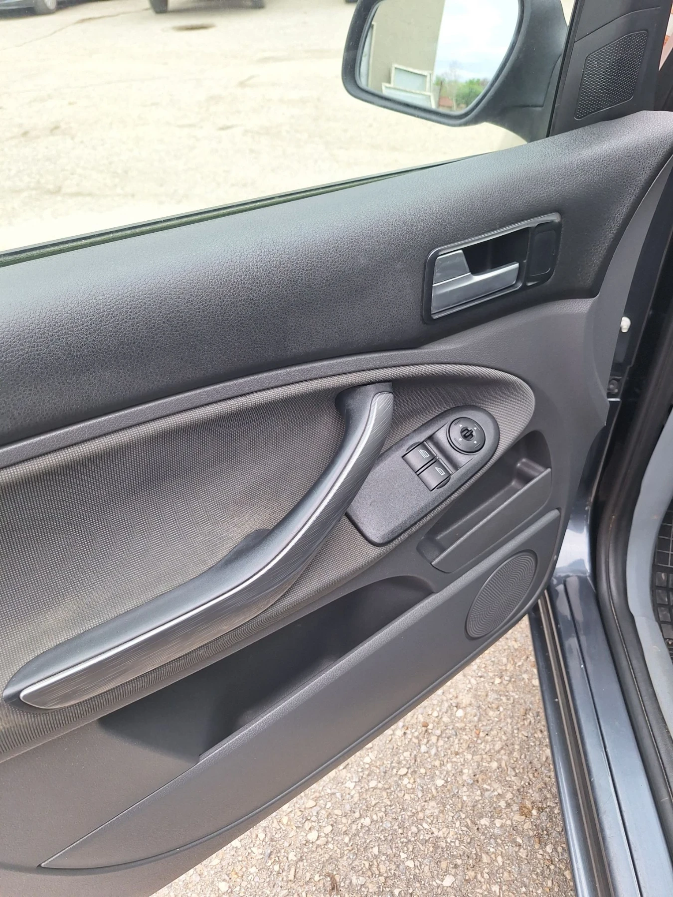 Ford C-max, снимка 11 - Автомобили и джипове - 55695894