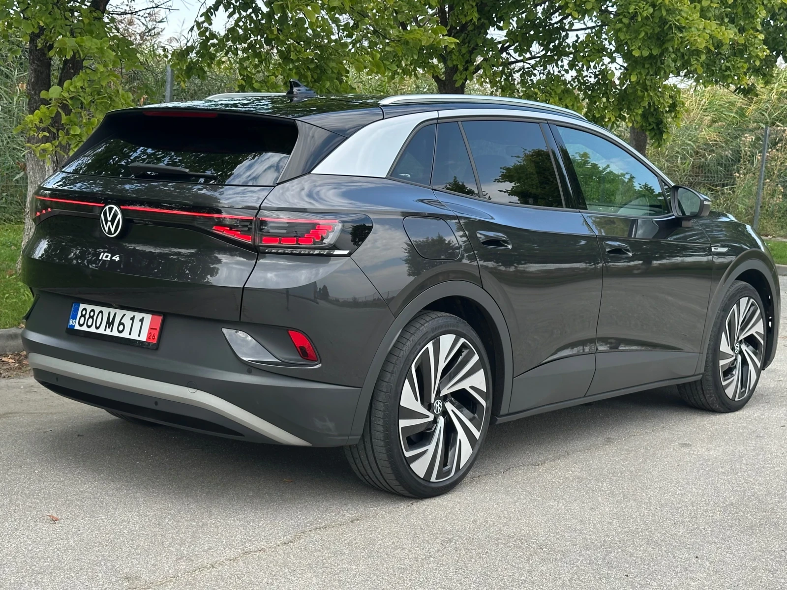 VW ID.4 Pro/Full/Matrix/Pano/HeadUp/360/Термопомпа/Масаж, снимка 5 - Автомобили и джипове - 56041821
