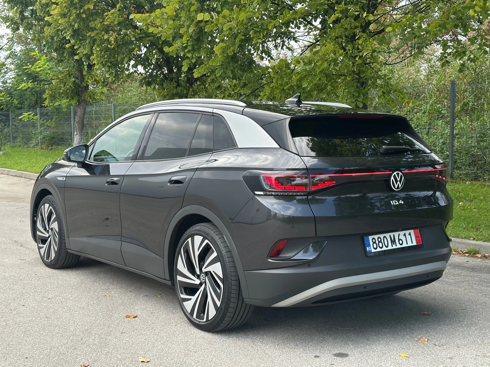 VW ID.4 Pro/Full/Matrix/Pano/HeadUp/360/Термопомпа/Масаж, снимка 7 - Автомобили и джипове - 56041821