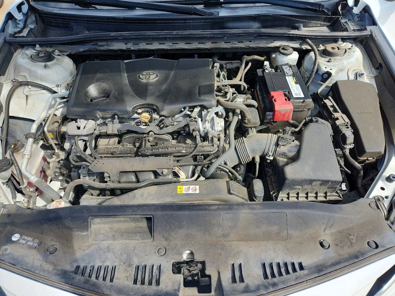 Toyota Camry 2.5l Le, снимка 11 - Автомобили и джипове - 56043613