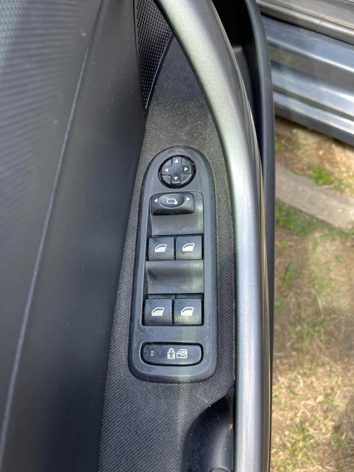Peugeot 308, снимка 13 - Автомобили и джипове - 56207532