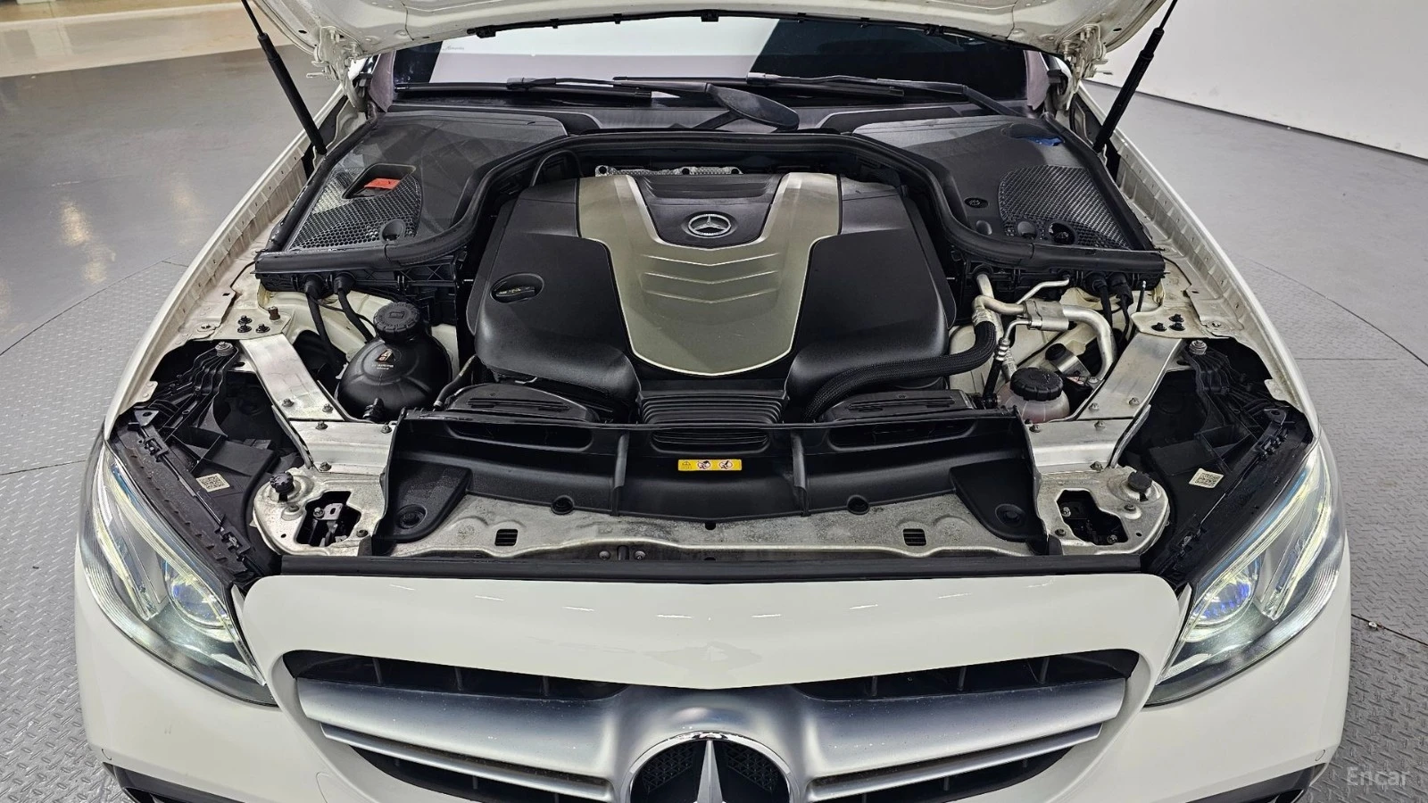 Mercedes-Benz E 350 190KW | ОБДУХ| 360| HUD, снимка 6 - Автомобили и джипове - 56262174