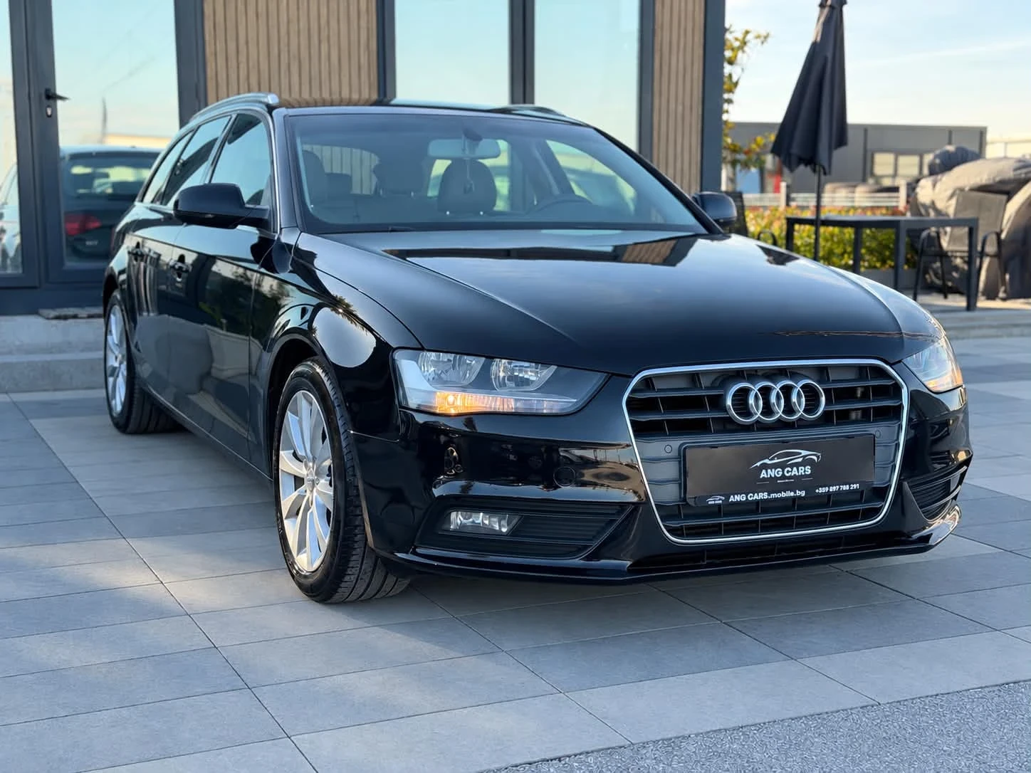 Audi A4 * 2.0TDI* Facelift* СЕРВИЗНА ИСТОРИЯ* , снимка 2 - Автомобили и джипове - 56330223