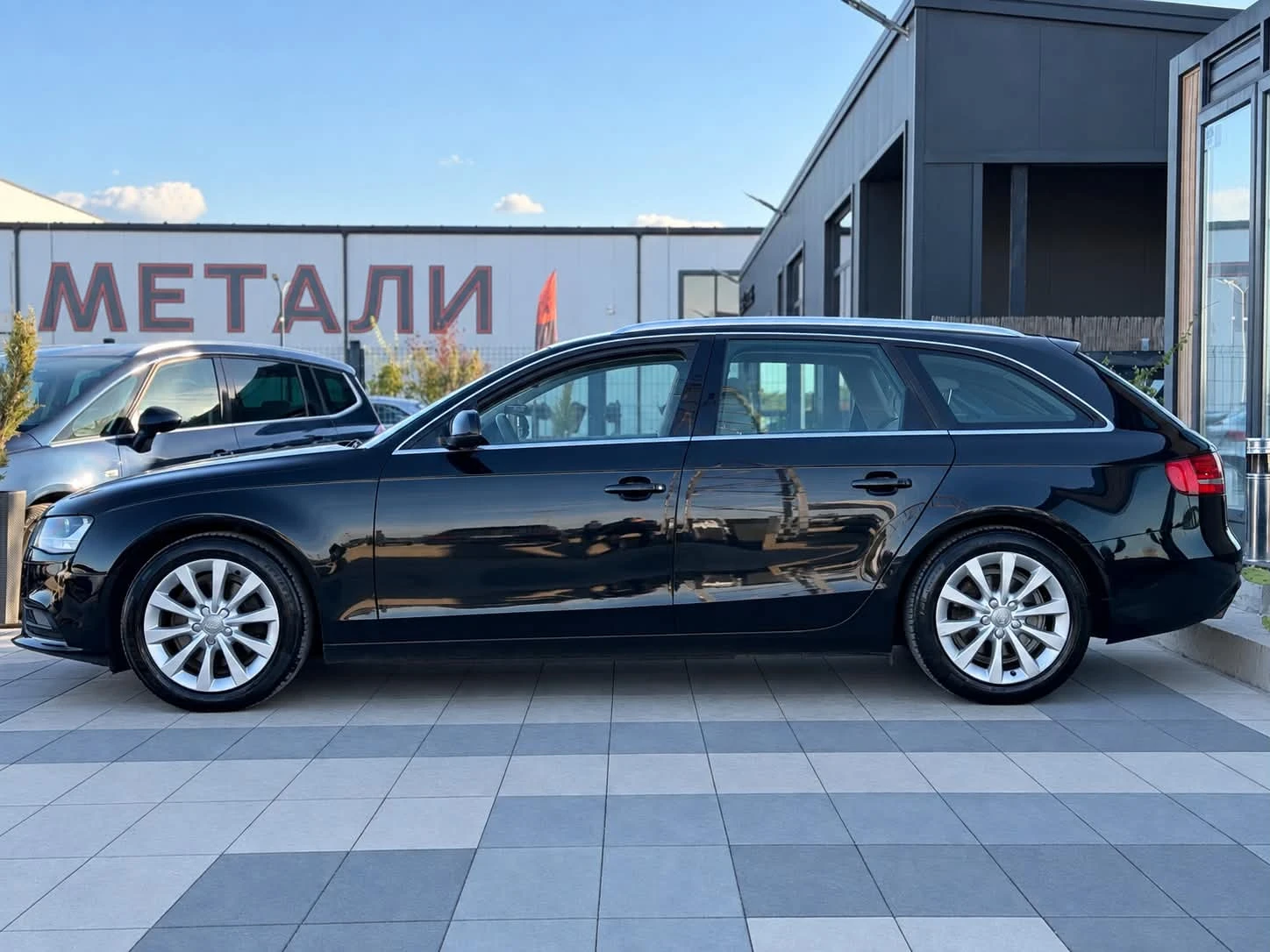 Audi A4 * 2.0TDI* Facelift* СЕРВИЗНА ИСТОРИЯ* , снимка 6 - Автомобили и джипове - 56330223