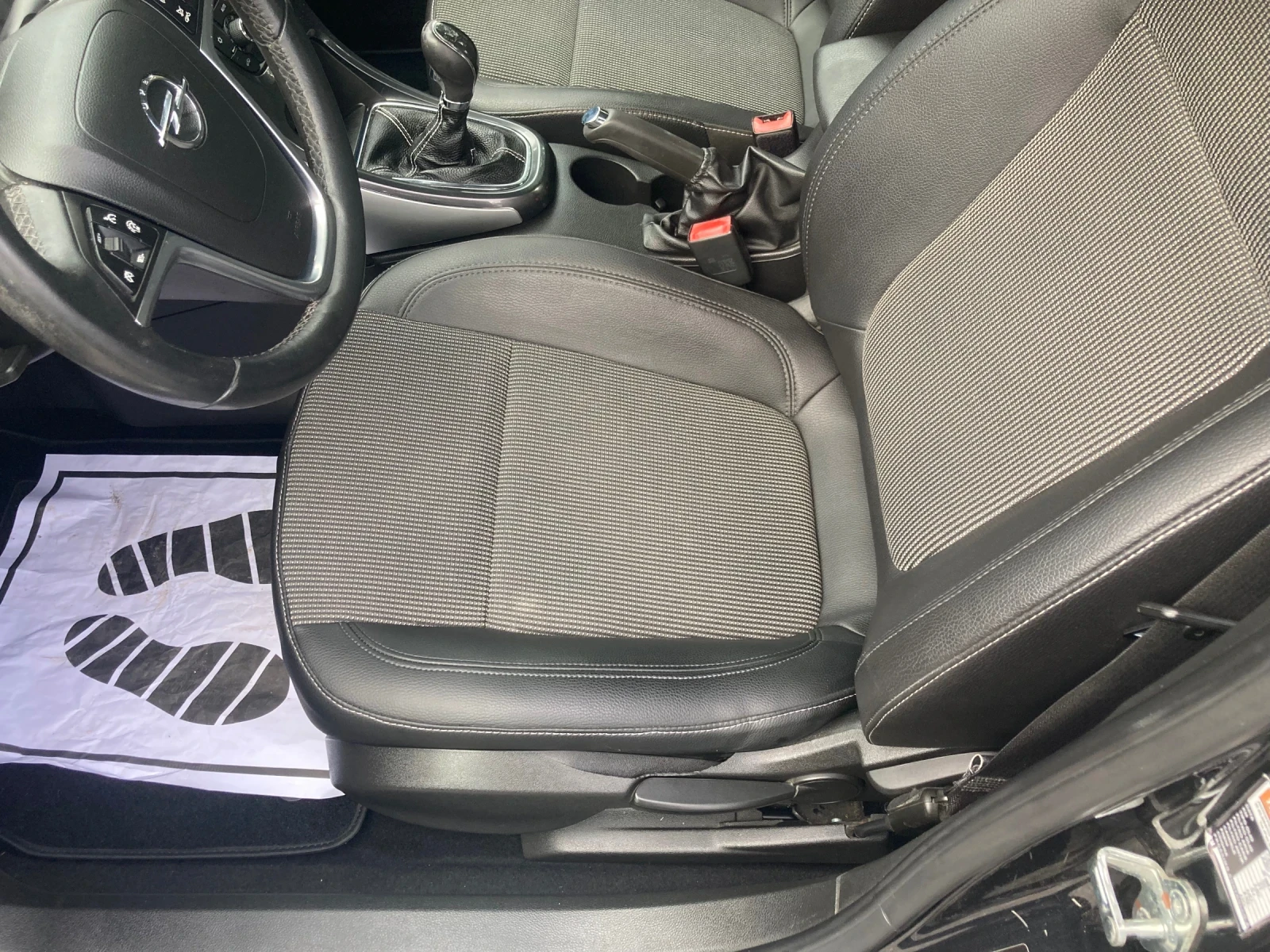 Opel Astra   ТОП, снимка 9 - Автомобили и джипове - 56463505