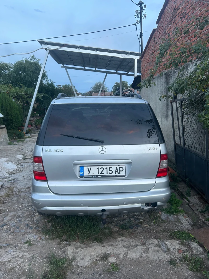 Mercedes-Benz ML 270, снимка 4 - Автомобили и джипове - 48132529