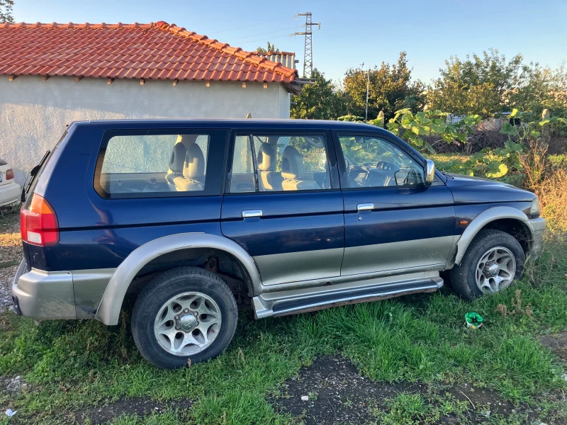 Mitsubishi Pajero sport, снимка 4 - Автомобили и джипове - 47572471