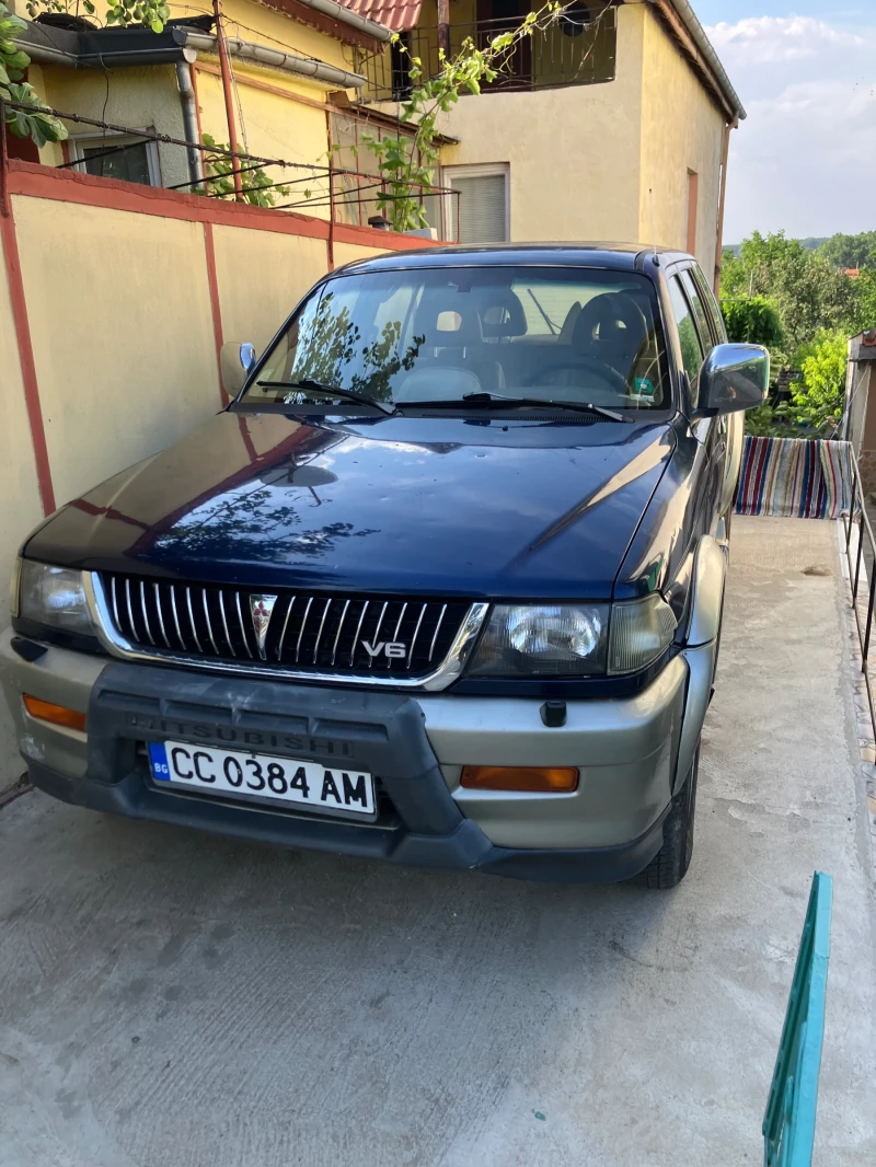 Mitsubishi Pajero sport, снимка 2 - Автомобили и джипове - 47572471