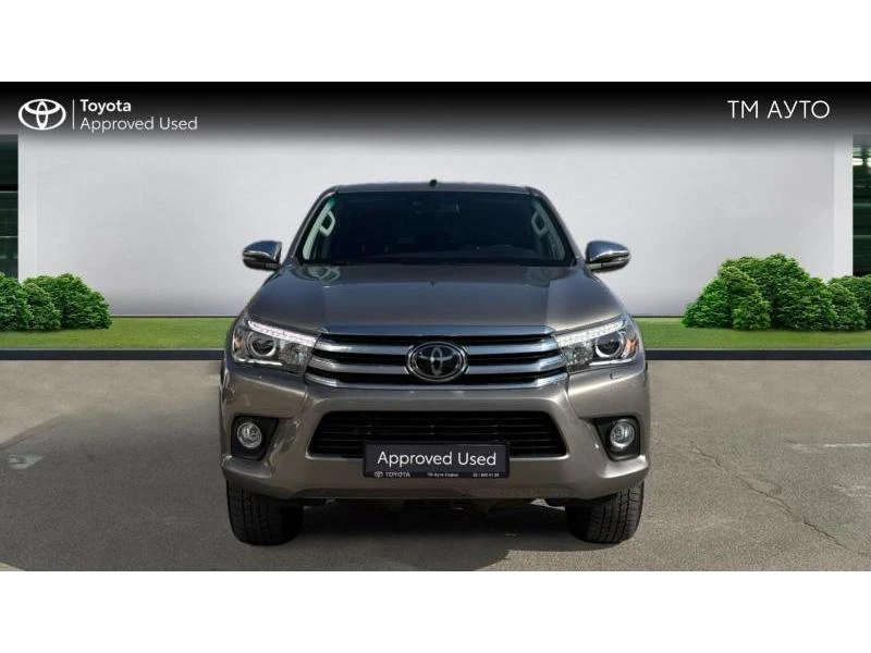 Toyota Hilux, снимка 5 - Автомобили и джипове - 47758458