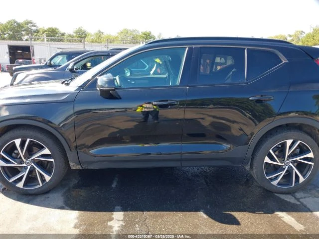 Volvo XC40 T5 R-DESIGN - изображение 7