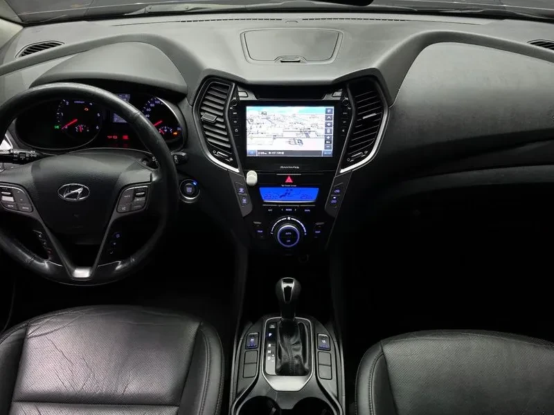 Hyundai Santa fe (E-Vgt) 2.0 2Wd Premium, снимка 7 - Автомобили и джипове - 54999053