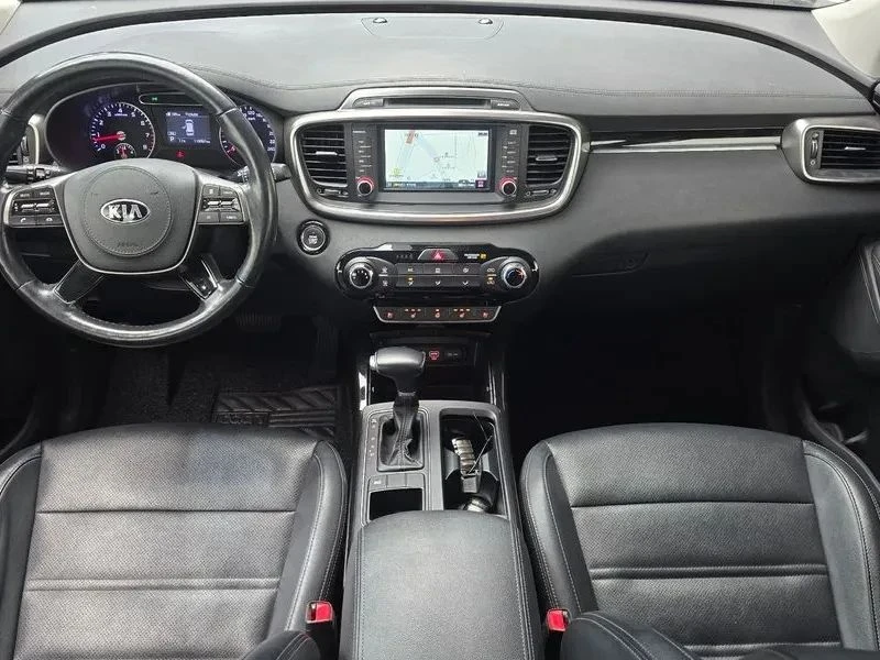 Kia Sorento, снимка 7 - Автомобили и джипове - 56736989