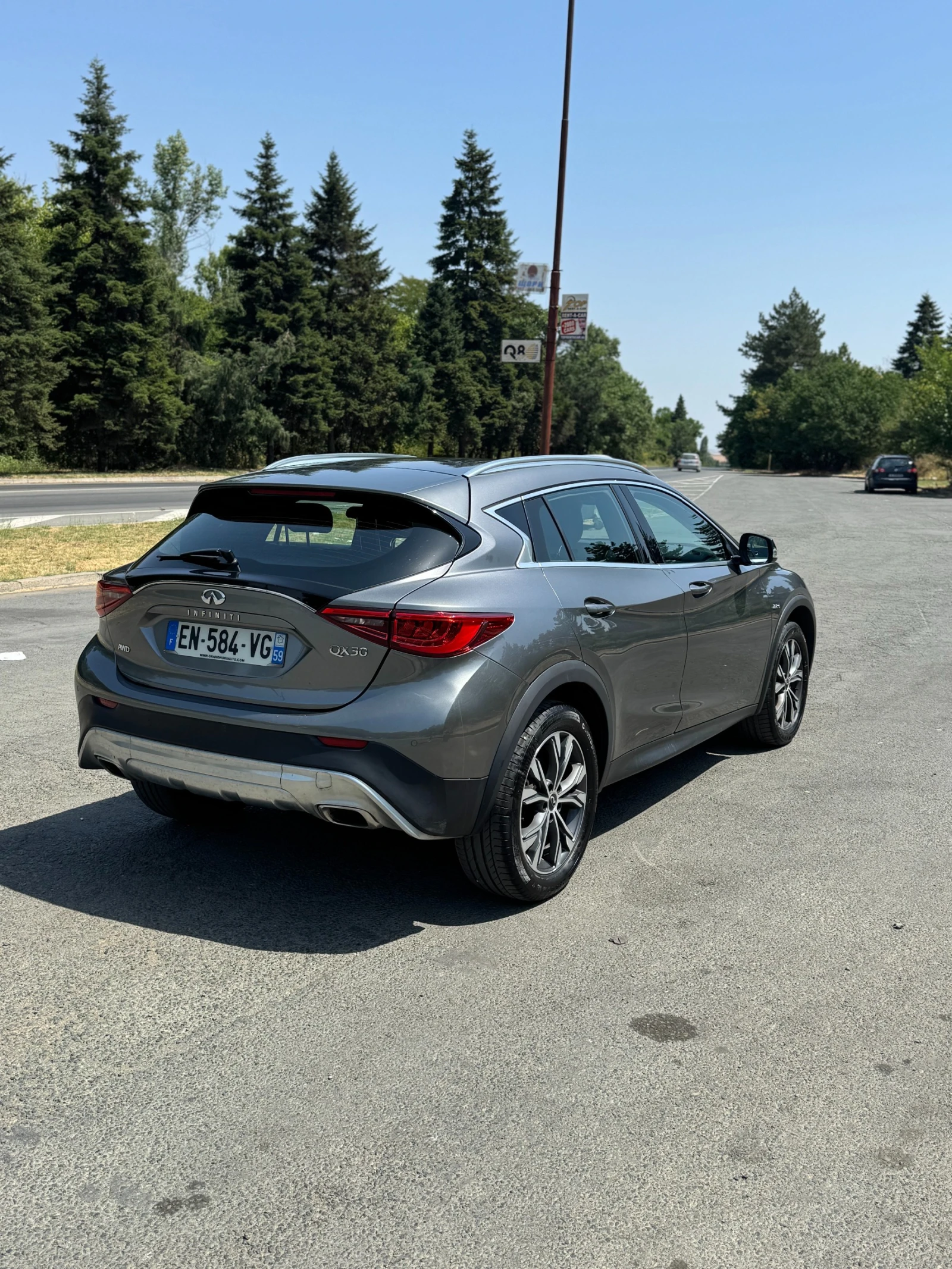 Infiniti QX30 2.2/4x4/ - изображение 5