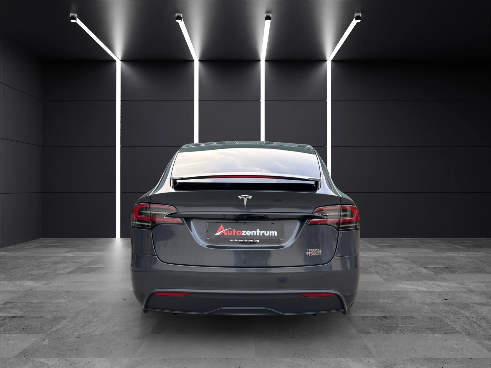Tesla Model X Plaid - изображение 6