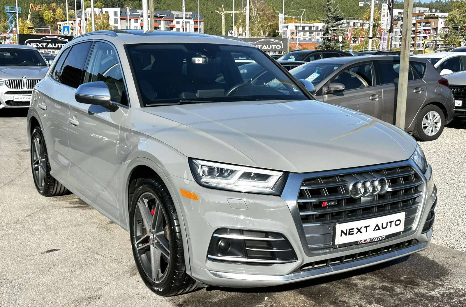 Audi SQ5 3.0TFSI 354HP DISTRONIC HUD 360'CAM B&O - изображение 3