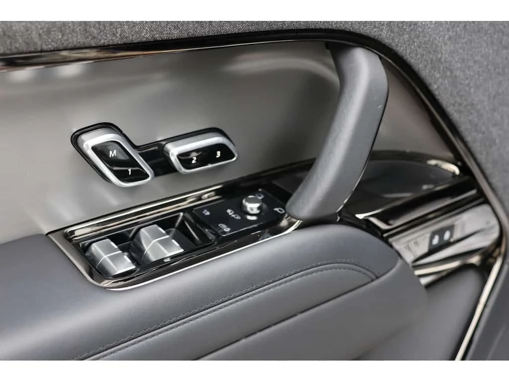 Land Rover Range Rover Sport * P400 Dynamic SE * CARFAX * ЦЕНА ДО БГ - изображение 9