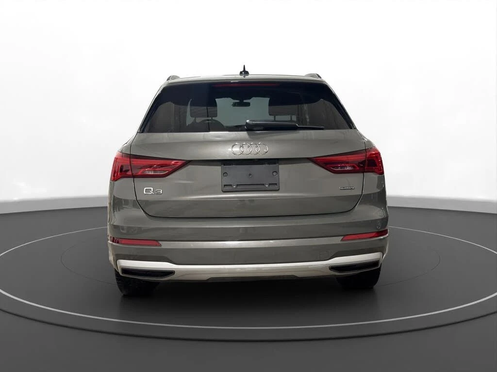 Audi Q3 QUATTRO* KOMFORT* HEAD-UP* АвтоКредит(ЦЕНА ДО БГ) - изображение 5